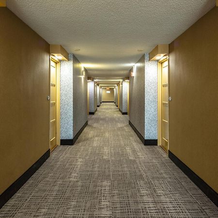 Auberge Royal Versailles Montreal Bagian luar foto